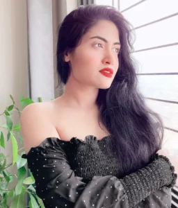 manvi chugh nude