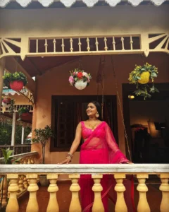 Shyna Khatri Kaun Hai