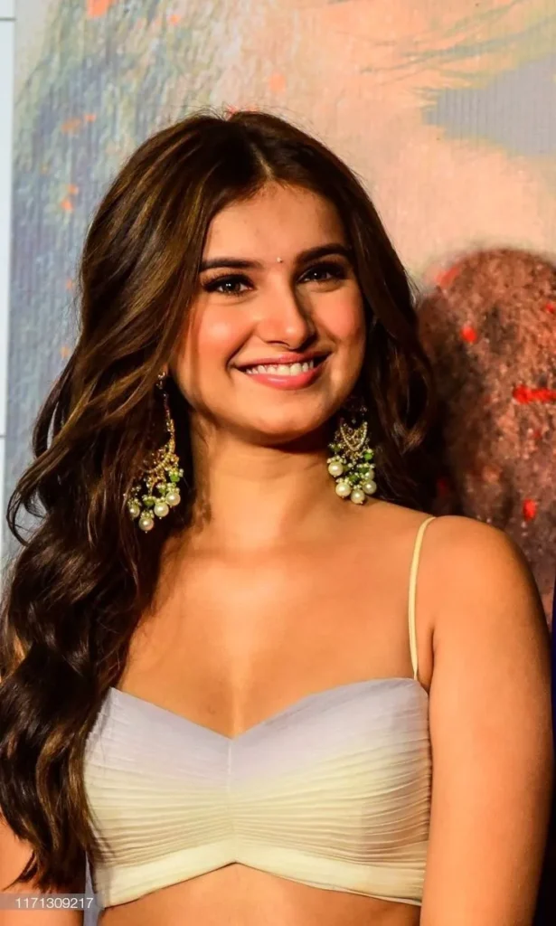 Tara Sutaria